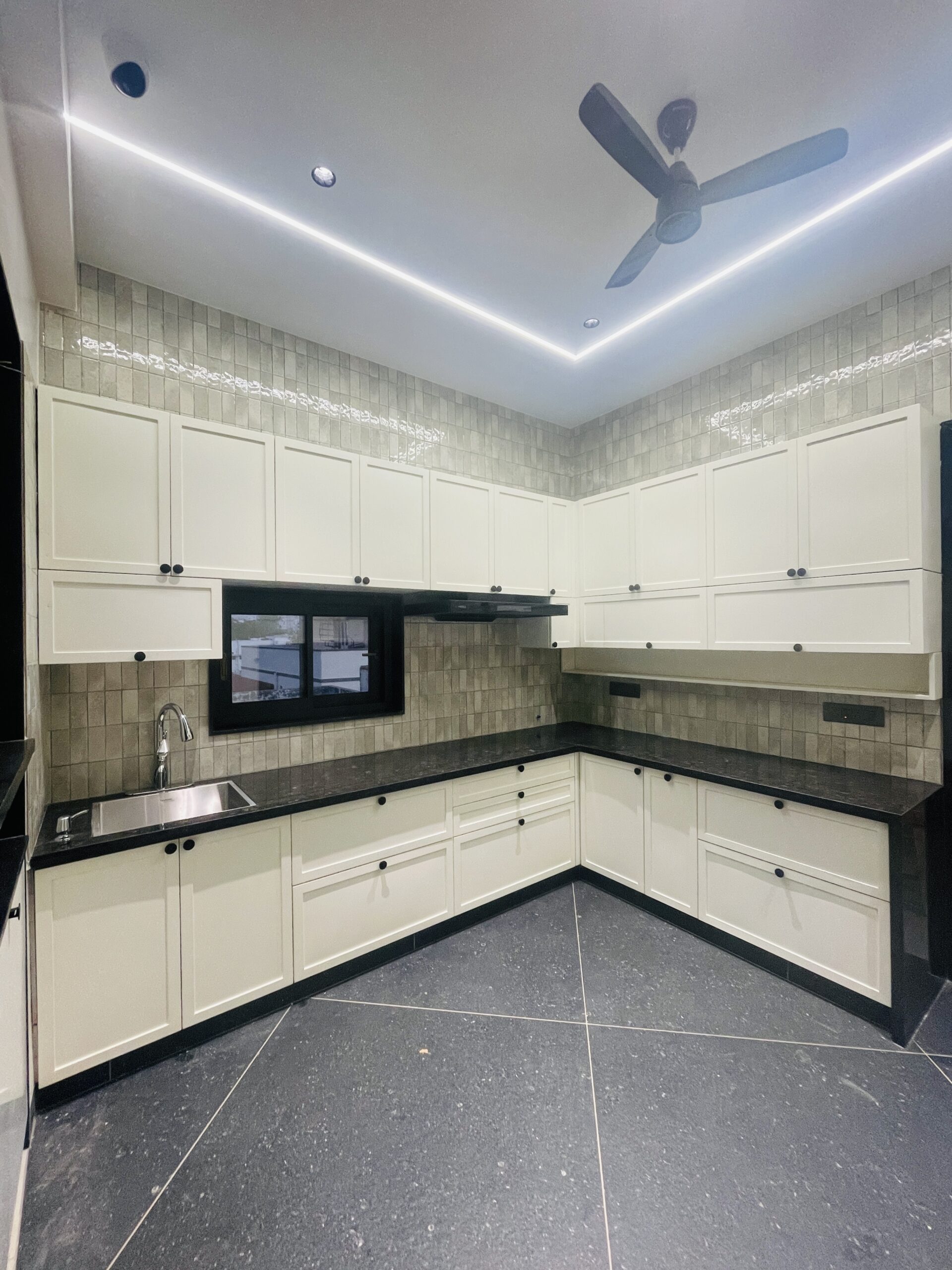 SS Classic Modular Kitchen