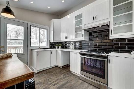 Classic stainless steel kitchen finish with SS304 cabinets